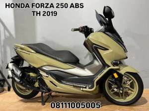 Jual bekas HONDA FORZA 250 ABS TH 2019 SUPER ISTIMEWA,lokasi di Kembangan