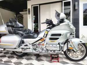 Jual bekas HONDA GOLDWING UNIVERSARY,lokasi di Cibinong