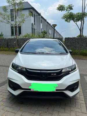 Jual bekas Honda Jazz RS 2020 1.5 AT km 30.xxx,lokasi di 