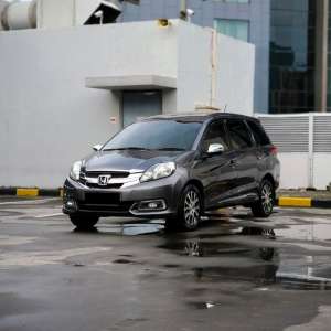 Jual bekas Honda Mobilio E Prestige 2015 - CVT,lokasi di Jakarta DKI