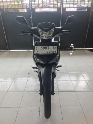 Jual bekas Honda new supra x 125 2019 FI CW km23rb jrg pakai mulus petemon sby,lokasi di Sawahan