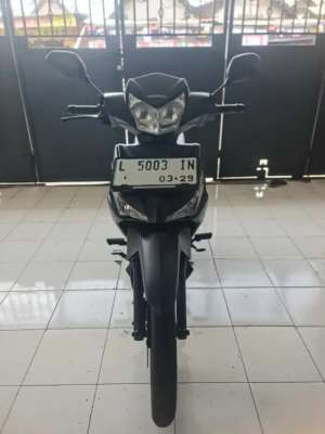 Jual bekas Honda new supra x 125 2019 FI CW km23rb jrg pakai mulus petemon sby,lokasi di Sawahan