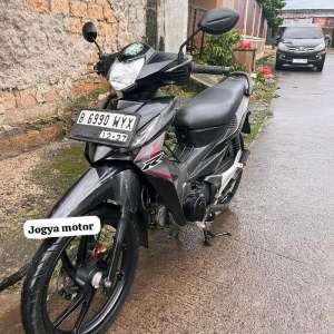 Jual bekas honda revo 2008 motor second berkualitas,lokasi di Tangerang Selatan