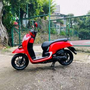 Jual bekas Honda Scoopy 110cc Cbs iss Pgmfi Tahun 2017,lokasi di Jakarta Timur