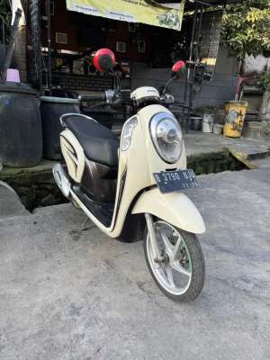 Jual bekas HONDA SCOOPY ESP 2015 2016 PAJAK HIDUP,lokasi di Medan Satria