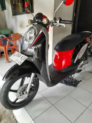 Jual bekas HONDA SCOOPY KARBU 2013,lokasi di Bekasi Utara
