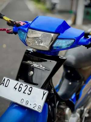 Jual bekas HONDA SUPRA X PAJAK BARU MESIN RONSEL AMAN,lokasi di Jebres