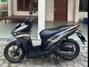 Jual bekas Honda vario 125 2023 CBS ISS KEYLESS,lokasi di Jebres
