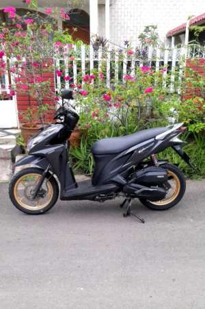 Jual bekas Honda Vario 125 cbs Kzr,lokasi di Duren Sawit