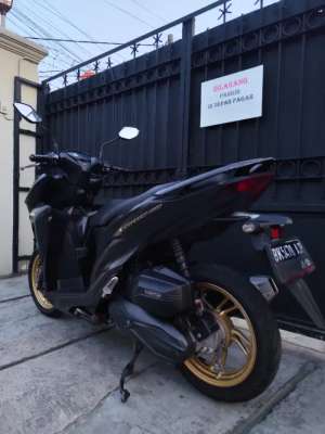 Jual bekas Honda Vario 150 SE Tipe tertinggi,lokasi di Pasar Rebo