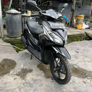 Jual bekas HONDA VARIO TECHNO 110 CBS 2011,lokasi di Bekasi