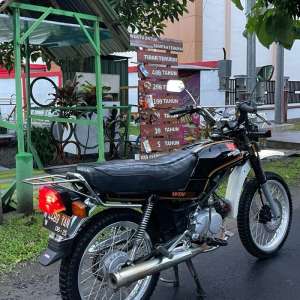 Jual bekas honda win 100 1988 lengkap mati,lokasi di Kab. Blitar