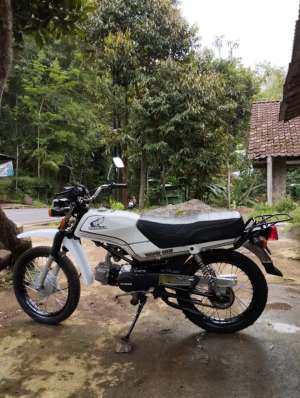 Jual bekas HONDA WIN 100 restorasi,lokasi di Magelang Tengah