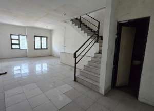 HOT DEALMURAHJARANG ADASIAPA CEPAT DIA DAPATDIJUAL RUKO DI BUAHBATU KOTA BANDUNG lokasi di bandung-kidul-1, tersedia melalui melalui situs Lamudi