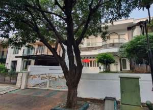 Hrg Menarik Dijual Rumah Bukit Gading Villa BGV Cluter Tampak Siring Uk 530 M2 Eksklusif-KELAPA GADING lokasi di kelapa-gading, tersedia melalui melalui situs Lamudi