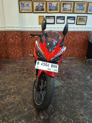 Jual bekas HUB KIKI DP 500RB HONDA CBR 150 2019 FACELIF MOTOR ANTIK SIAP PAKAI,lokasi di Pekayon