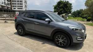 Jual bekas Hyundai Tucson 2018 XG Gasoline,lokasi di 
