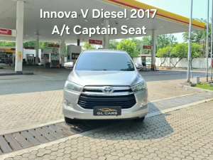 Jual bekas Inova V Diesel At Cash 2017 Toyota Innova Reborn 2.4 Captain Seat,lokasi di 