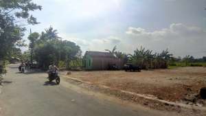 Jejeran Tepi Aspal Sisa 1 Unit lokasi di Pajangan, tersedia melalui melalui situs Olx