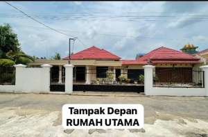 JUAL CEPAT 1 Rumah Besar4 Kontrakan di Jambi Kota Luas Tanah 1300m2 lokasi di Kota Baru, tersedia melalui melalui situs Olx