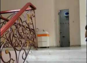 JUAL CEPAT COCOK UNTUK PRAKTEK DOKTER Rumah 2 Lantai Pratama Wiyung Surabaya Barat lokasi di ",
          price: `3500000000`,
          currency: `IDR`
    };


    let pageData = {
        viewPhoneModalField: , tersedia melalui melalui situs Lamudi