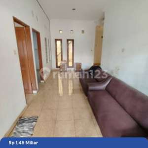 Jual CepatLangkaRumah Bagus SHM di Taman Kopo Indah , tersedia melalui melalui situs Rumah123