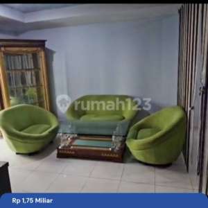 Jual Cepat Murah Apartemen Bagus Rapistrategis 3kt Lengkap Di Gading Resort Residen , tersedia melalui melalui situs Rumah123