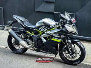Jual bekas JUAL CEPAT NINJA 250 NINJA250 INJECTION RR MONO SUPERMOTO TRAIL,lokasi di Cibubur