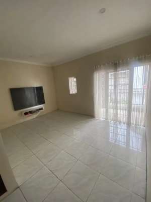 Jual Cepat Rumah 2 Lantai Siap Huni Lokasi Wage SIDOARJO lokasi di Driyorejo, tersedia melalui melalui situs Olx