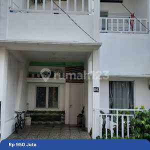 Jual cepat Rumah Siap Huni 2 Lantai Kelapa Dua Depok , tersedia melalui melalui situs Rumah123