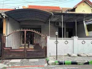 JUAL CEPATPERUMAHAN WISMA PERMAI WARU ALOHA SIDOARJO lokasi di Gayungan, tersedia melalui melalui situs Olx