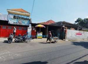 JUAL HITUNG TANAH, KEDUNG TARUKAN, SURABAYA lokasi di pacarkembang, tersedia melalui melalui situs Lamudi