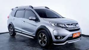 Jual bekas JUAL Honda BR-V E Prestige AT 2016 Silver garansi 1thn mesintransmisi,lokasi di DKI Jakarta