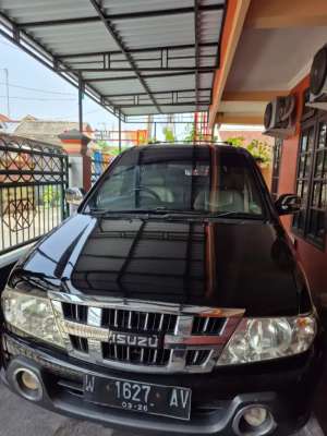 Jual bekas JUAL ISUZU PANTHER 2.5 MT 2014,lokasi di 