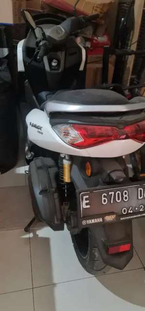 Jual bekas Jual Nmax Abs Connected 2021, KM super Low,lokasi di Kesambi