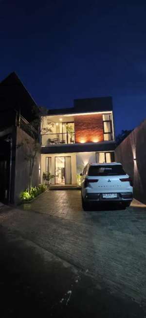 Jual Rumah Baru Jalan Kaliurang Dekat Kampus UII lokasi di Ngaglik, tersedia melalui melalui situs Olx