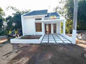 Jual Rumah Bisa KPR Siap Huni Cinunuk Bandung Timur lokasi di Cileunyi, tersedia melalui melalui situs Olx