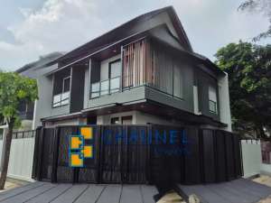 Jual Rumah Depan Taman Griya Loka lokasi di Serpong, tersedia melalui melalui situs Olx