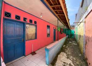 Jual RumahKontrakan Pinggir Jalan Raya di Ciseureuh Purwakarta Kota lokasi di ",
          price: `2500000000`,
          currency: `IDR`
    };


    let pageData = {
        viewPhoneModalField: , tersedia melalui melalui situs Lamudi