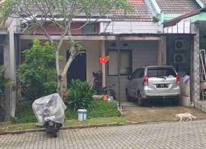 Jual Rumah Murah Depan Taman di Perumahan BNR Bogor lokasi di ",
          price: `575000000`,
          currency: `IDR`
    };


    let pageData = {
        viewPhoneModalField: , tersedia melalui melalui situs Lamudi