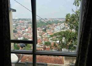 Jual rumah sayap cikutra awiligar jual BU lokasi di ",
          price: `925000000`,
          currency: `IDR`
    };


    let pageData = {
        viewPhoneModalField: , tersedia melalui melalui situs Lamudi