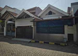 jual rumah segera lelang perumahan nirwana executive lokasi di rungkut-industri, tersedia melalui melalui situs Lamudi