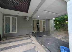 JUAL RUMAH SURABAYA TIMUR SUTOREJO PRIMA lokasi di ",
          price: `4500000000`,
          currency: `IDR`
    };


    let pageData = {
        viewPhoneModalField: , tersedia melalui melalui situs Lamudi