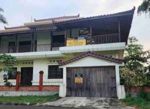 JUAL RUMAH Suvarna Padi Kedaton Suvarna Sutera Tangerang Cikupa lokasi di ",
          price: `3900000000`,
          currency: `IDR`
    };


    let pageData = {
        viewPhoneModalField: , tersedia melalui melalui situs Lamudi