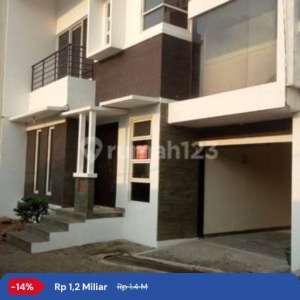 Jual Sangat Murah BU Rumah Town House Pinggir Tol Andara , tersedia melalui melalui situs Rumah123