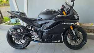 Jual bekas JUAL YAMAHA R25 2020 BLACK EDITION,lokasi di Tamalate