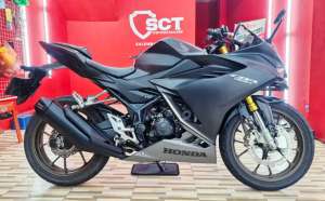 Jual bekas JualCpt90LikeNew PjkJul26 HONDA CBR 150 ABS 2023 CBR 150R CBR 150 R,lokasi di Cempaka Putih