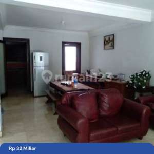 Kebayoran Baru Tenang Strategis - Terusan Hang Lekir , tersedia melalui melalui situs Rumah123