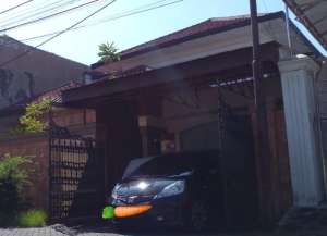 Kertajaya Indah Tengah dekat Pakuwon City lokasi di gubeng, tersedia melalui melalui situs Lamudi