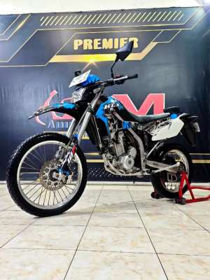 Jual bekas Klx 250 cc Pecinta trabas sejati. Power gahar. Anugerah motor rungkut,lokasi di Sidoarjo